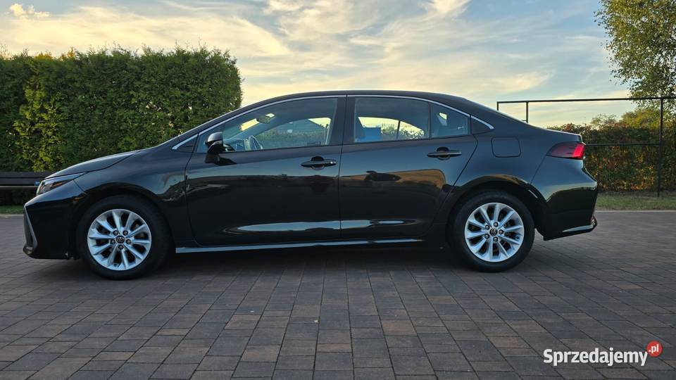 TOYOTA COROLLA 2019 kupiony w polskim salonie