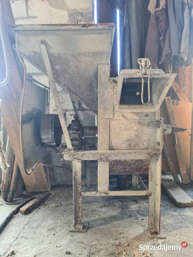 Śrutownik kamieniowy nieuszkodzony Ewelinów sprzedam