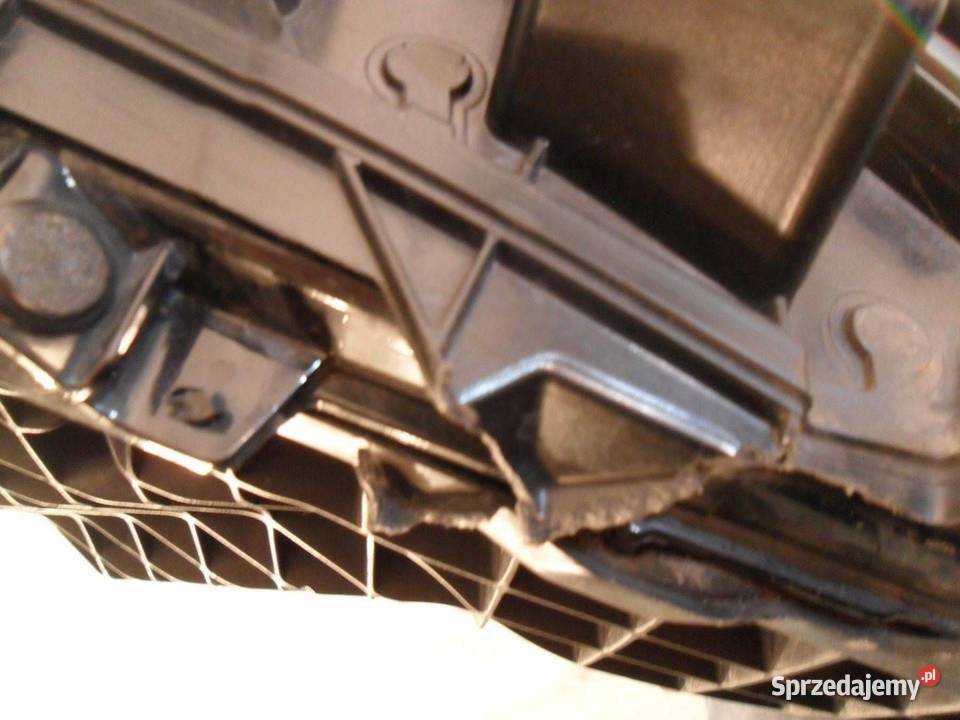 Reflektor Przód strona prawa MercedesBenz EQC osobowe Nowy Tomyśl