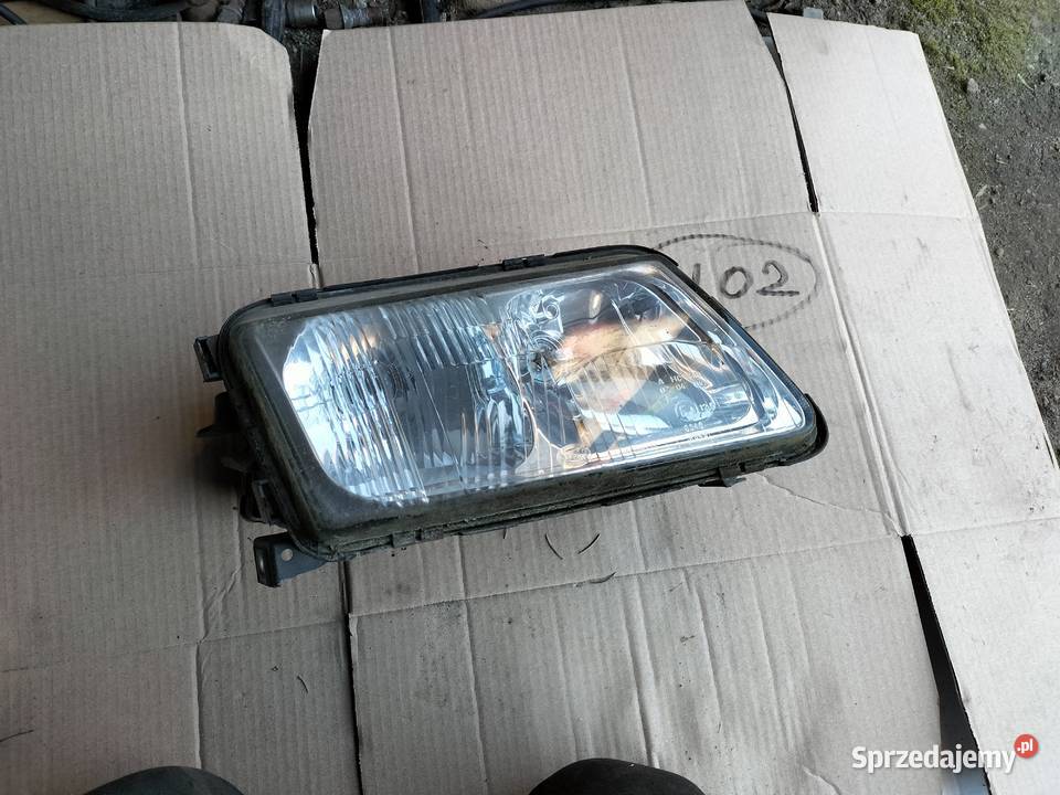 AUDI A38L A3 8L LAMPA PRZÓD PRZEDNIA PRAWA HELLA