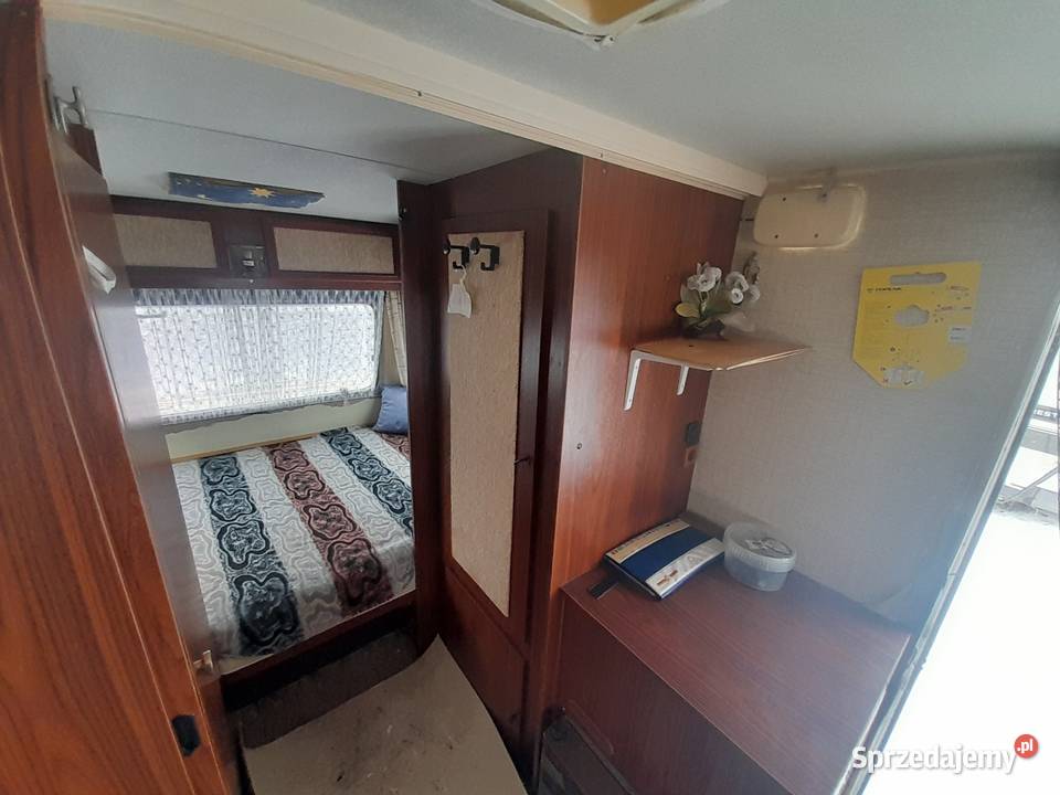 Przyczepa kempingowa z przeznaczeniem na działkę Przyczepy Sieradz