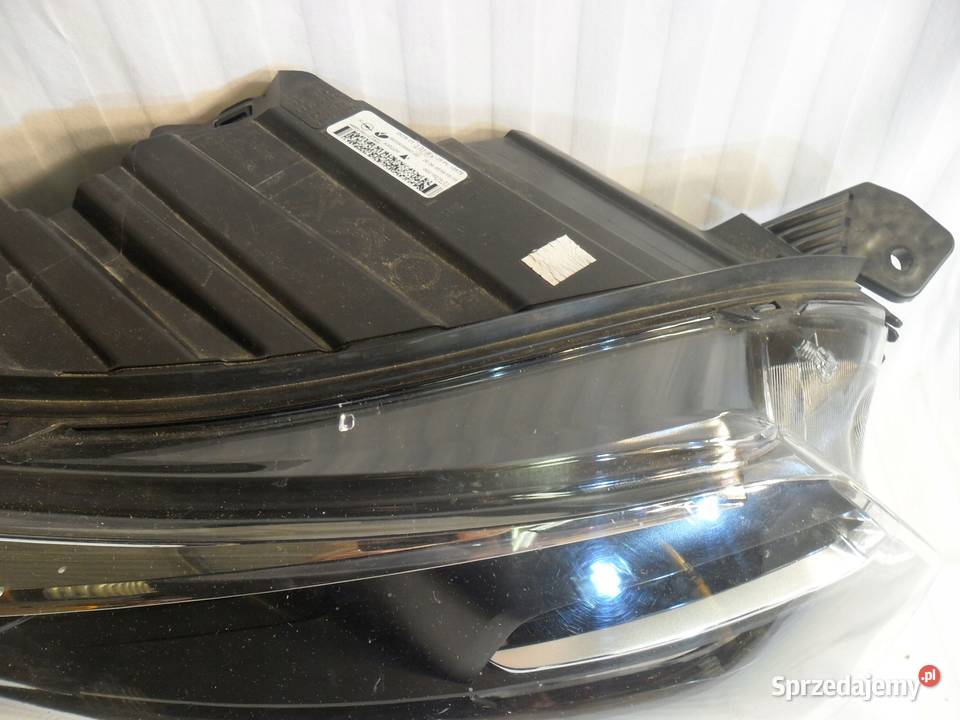 Opel Vivaro III Citroen Jumpy xenon lampa prawa Nowy Tomyśl sprzedam