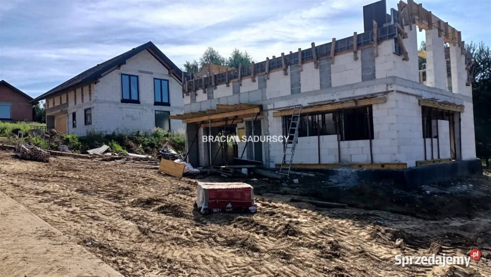 Sprzedaż domu wolnostojącego Wilków 228m2