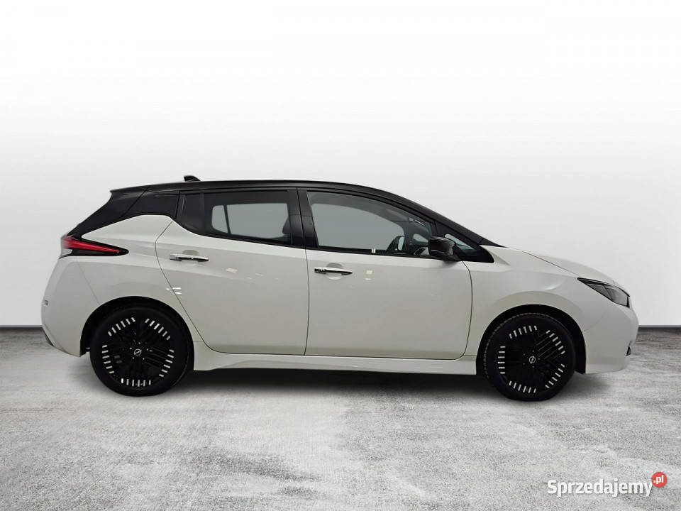 Nissan Leaf 40kWh NConnecta Z Polskiego Salonu Warszawa