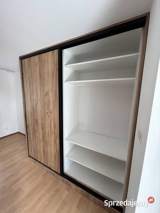 Składanie mebli z paczek i usługi stolarskie Warszawa