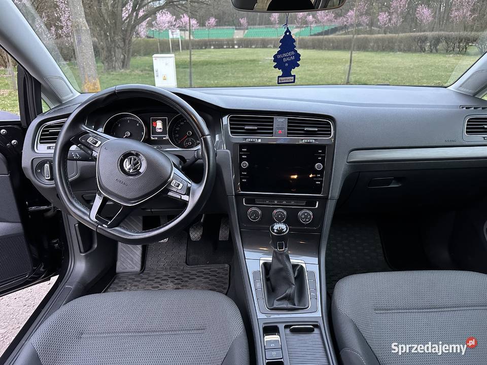 Volkswagen Golf VII 16 Polski Salon ładny Samochody osobowe Pabianice sprzedam
