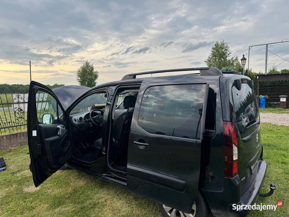 Citroen Berlingo 16 2016 sprowadzony z Niemiec Szczecinek