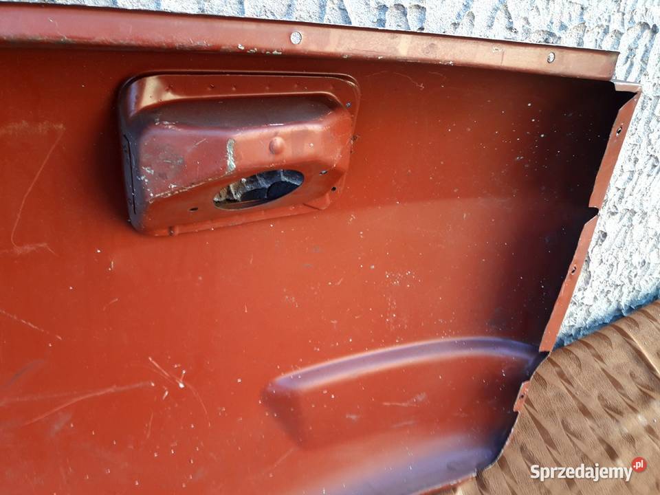 Wartburg 353 błotnik tylny prawy nowy 353W DDR osobowe Piotrków Trybunalski