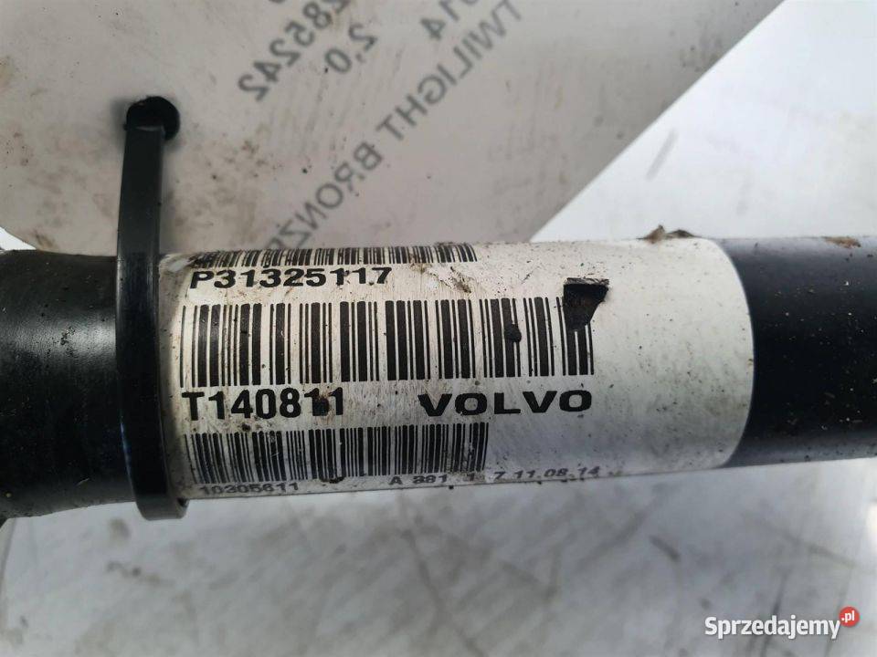 PÓŁOŚ PRAWA PRZÓD VOLVO V70 31325117 osobowe Lipno