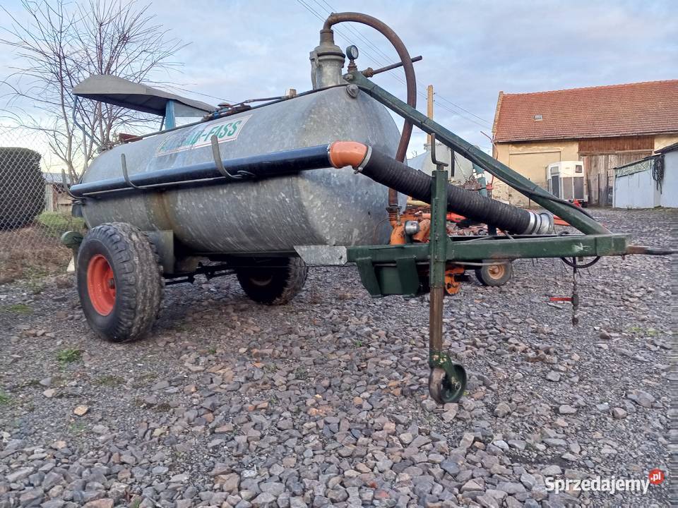 Beczkowóz beczka asenizacyjna nieuszkodzony opolskie