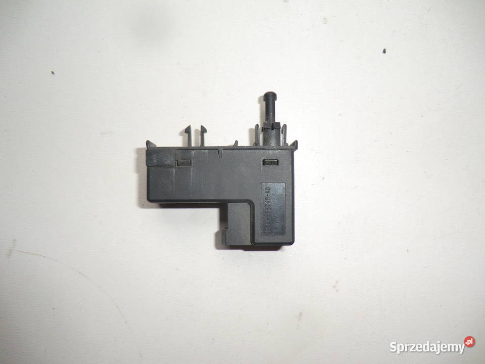 FORD FOCUS MK3 LAMPKA SCHOWKA 1S4113B748AD Krzeszowice