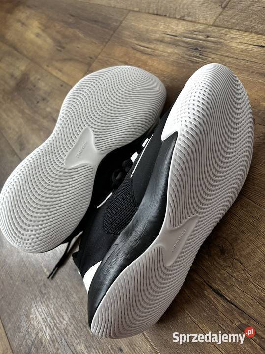 Buty sportowe Kipsta 39 buty z białą podeszwą Wyszków