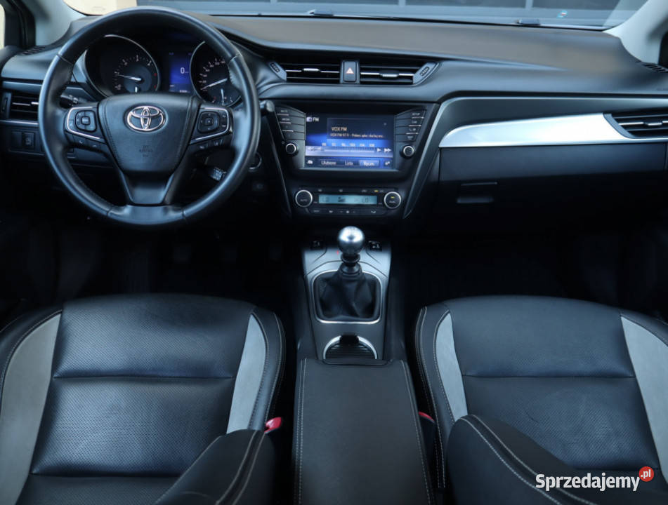 Toyota Avensis 20 D4D radio