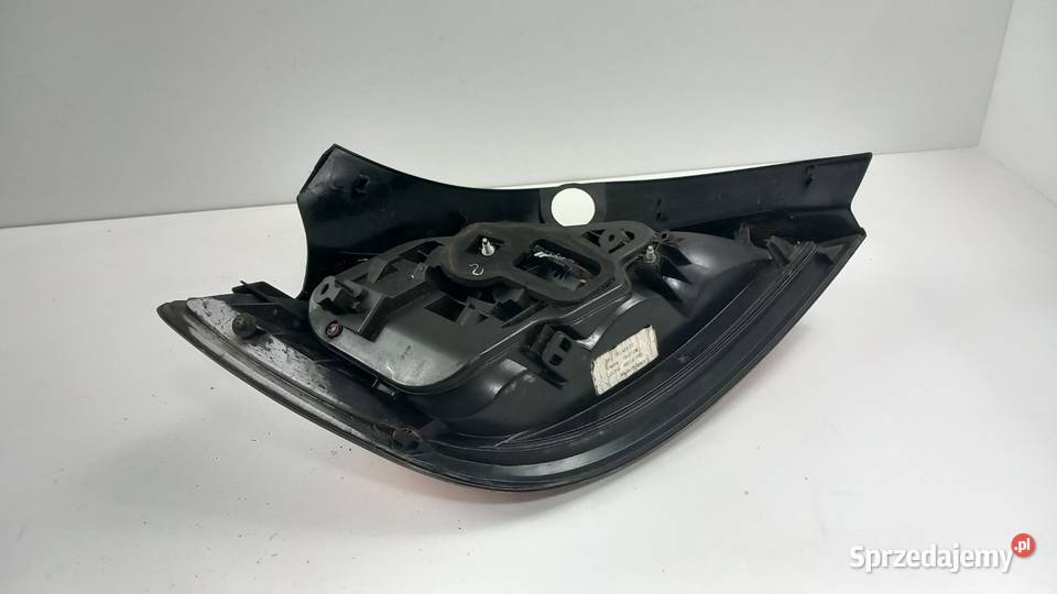 OPEL ASTRA H 5D LAMPA TYŁ PRAWA Zbierkowo