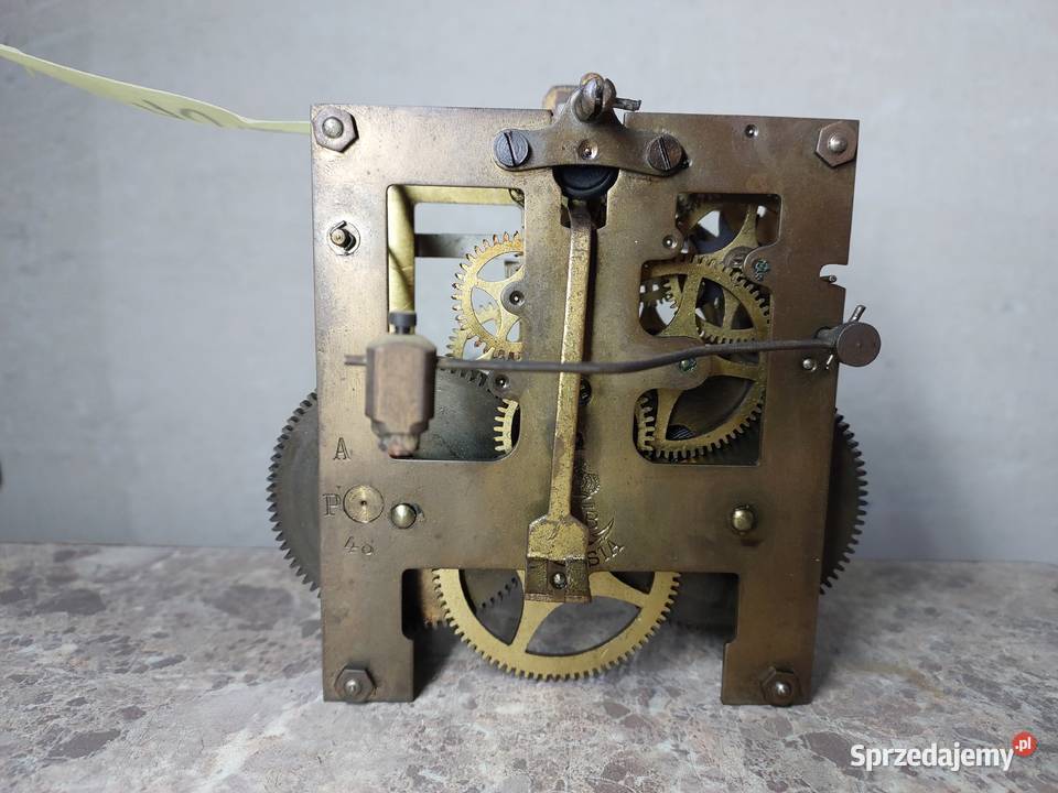 702 Mechanizm starego zegara ściennego Gustav Tczew