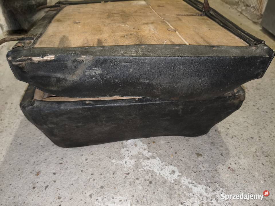 Siedzenia koszą wózka bocznego Dniepr MT K650