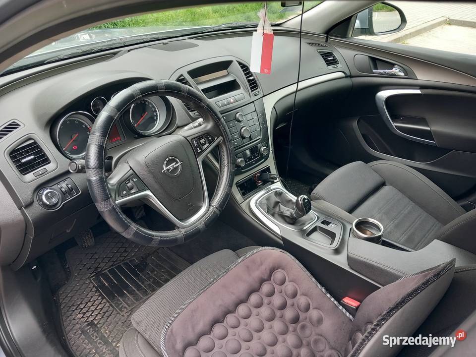 Opel Insignia 2009r niski przebieg 124 bagażnik nieuszkodzony Insignia pomorskie Gdańsk