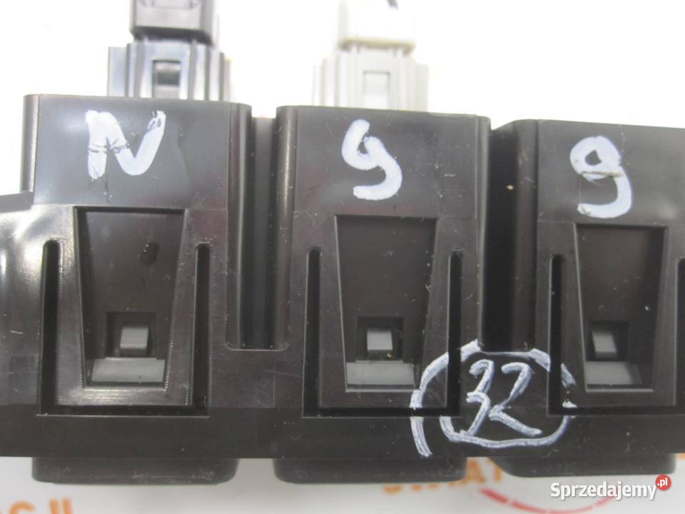 NISSAN LEAF I 11r panel przycisków TDP9252 Kielce sprzedam