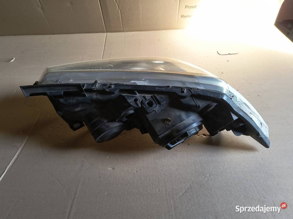 Renault Megane II lift 0609 Reflektor prawy dolnośląskie Domasław