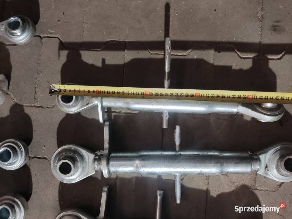 Śruby rzymskie łączniki centralne widoczne na Rolnictwo Zamość