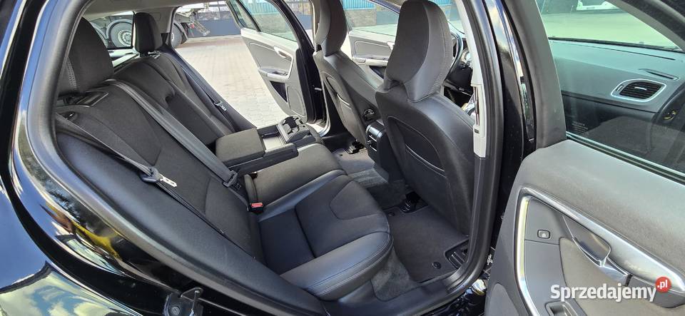 VOLVO V60 20D 160 NAVI BLUETOOTH USBAUX MOŻLIWA
