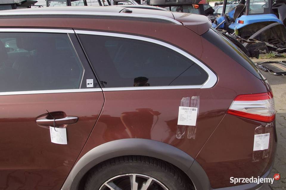 BŁOTNIK NADKOLE PEUGEOT 508 RXH ĆWIARTKA LEWA osobowe