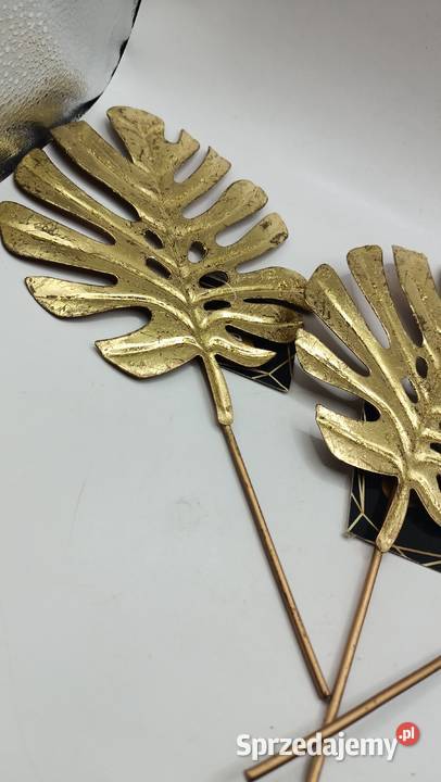 Trzy dekoracyjne metalowe liście monstera