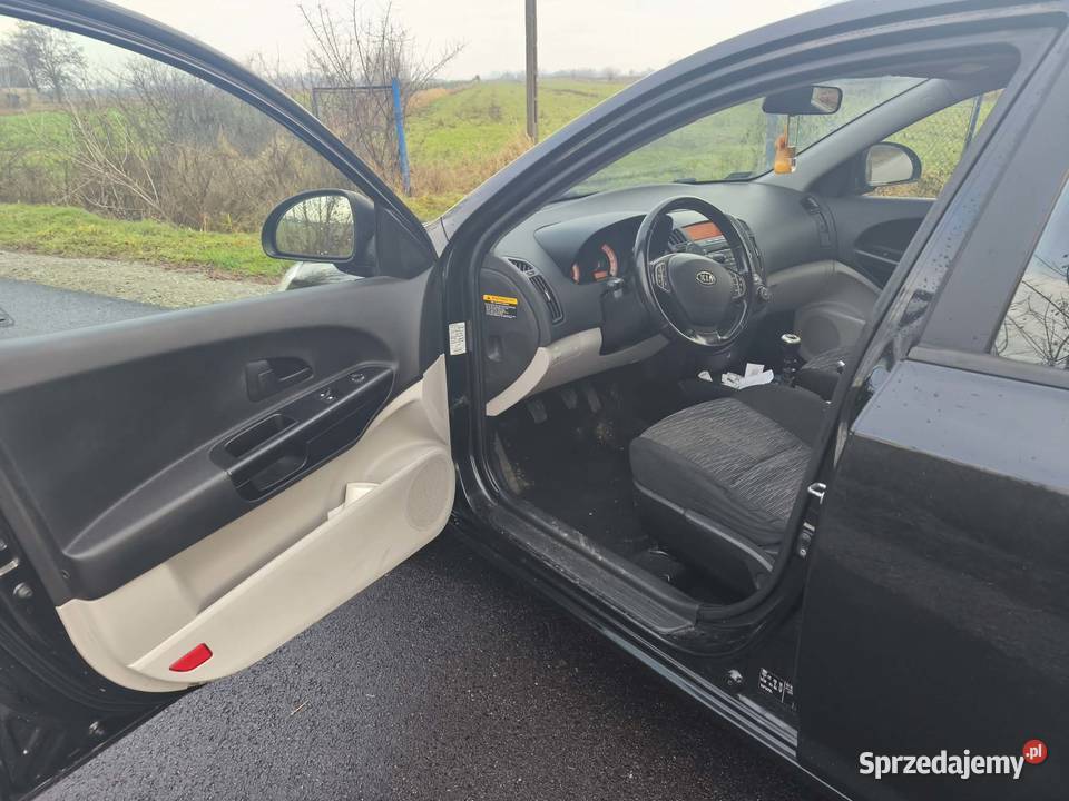 Sprzedam Kia Ceed z 2009 roku Cee'd łódzkie Muchnów