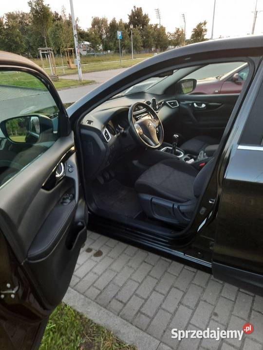 Nissan Qashqai 12 2017 r 1197cm3 Qashqai sprzedam
