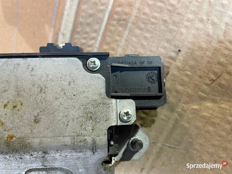 Zamek tylnej klapy kombi Ford focus 2 II MK2 c zachodniopomorskie Szczecin