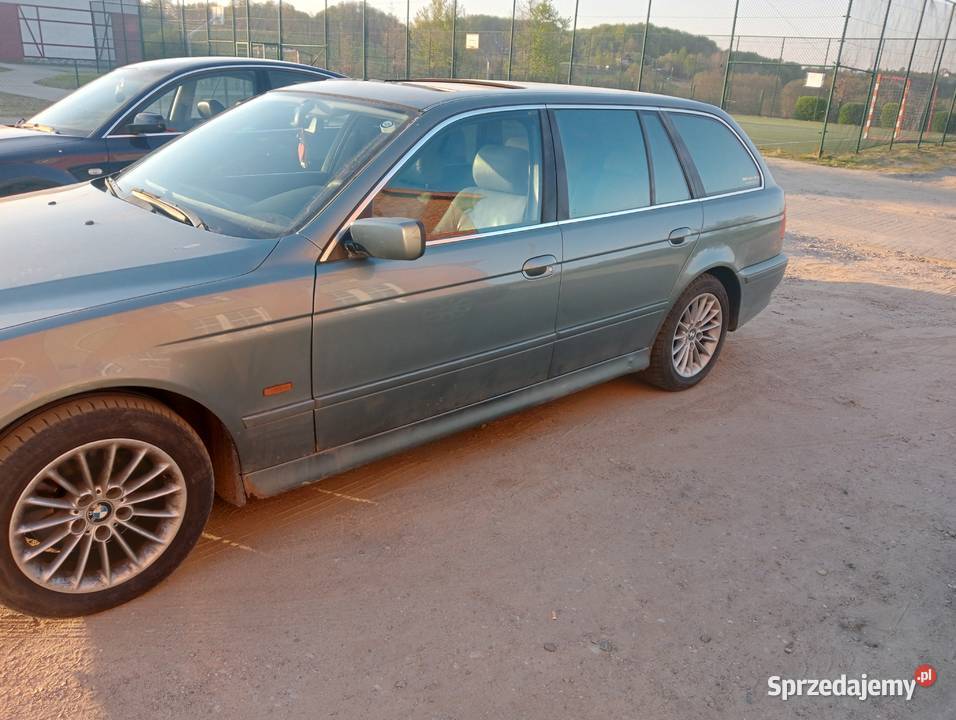 Sprzedaż samochodu automatyczna Stężyca