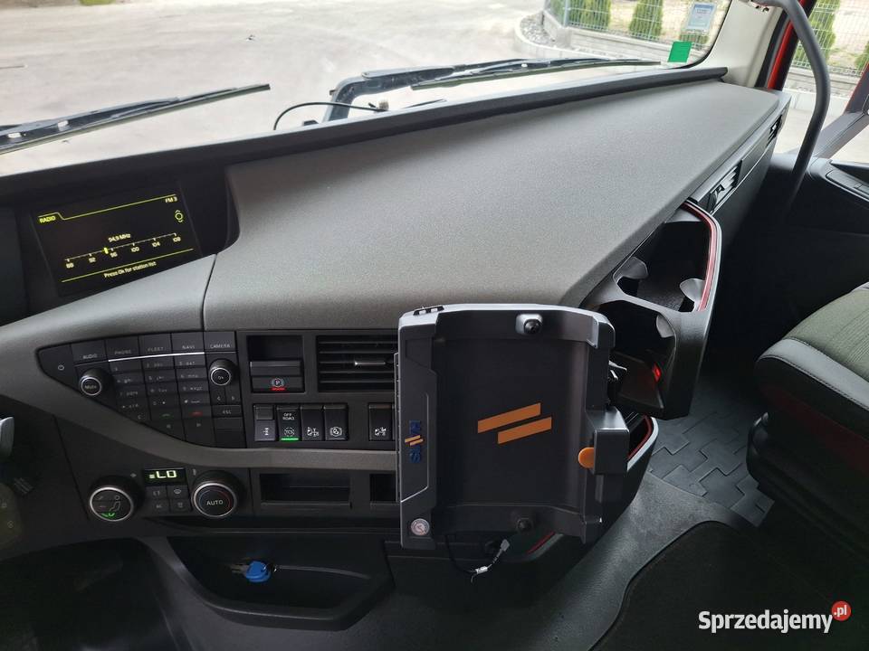 Volvo FH 420 Ciągnik Siodłowy ADR Poduszki Tył Rok produkcji 2013 Sierakowice