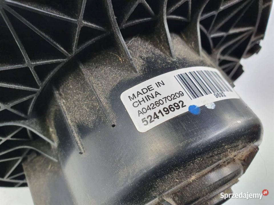 WENTYLATOR KABINOWY GMC YUKON XL 52419692 Lipno