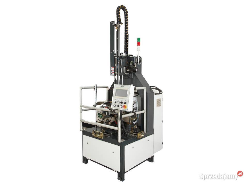 Maszyna do produkcji pudełek oklejanych RIGID Poznań