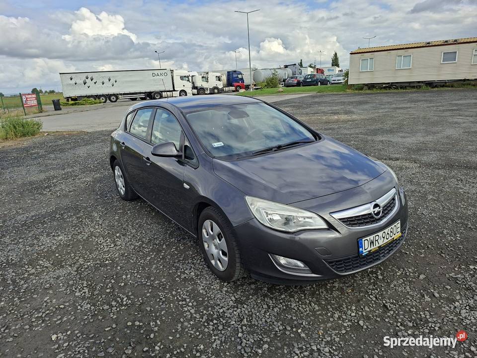 Opel Astra j 13 cdti 2011r Astra Motoryzacja dolnośląskie Legnica
