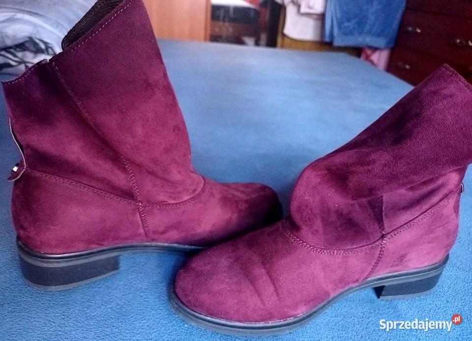 Zamszowe botki damskie na płaskim obcasie Opole