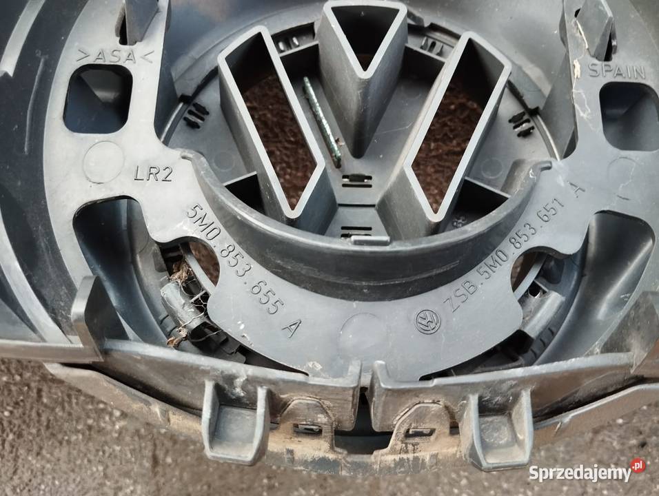 Grill Atrapa Vw Golf V Plus 5M0853655A kompletna