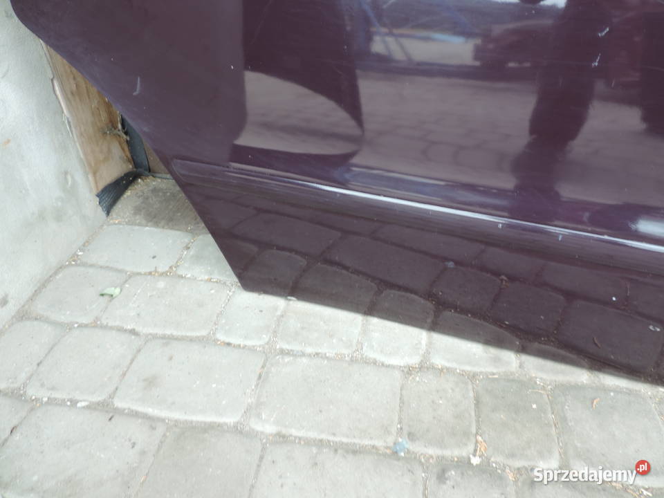 AUDI A4 B5 SEDAN DRZWI PRAWY TYŁ LY3K Nowy Sącz