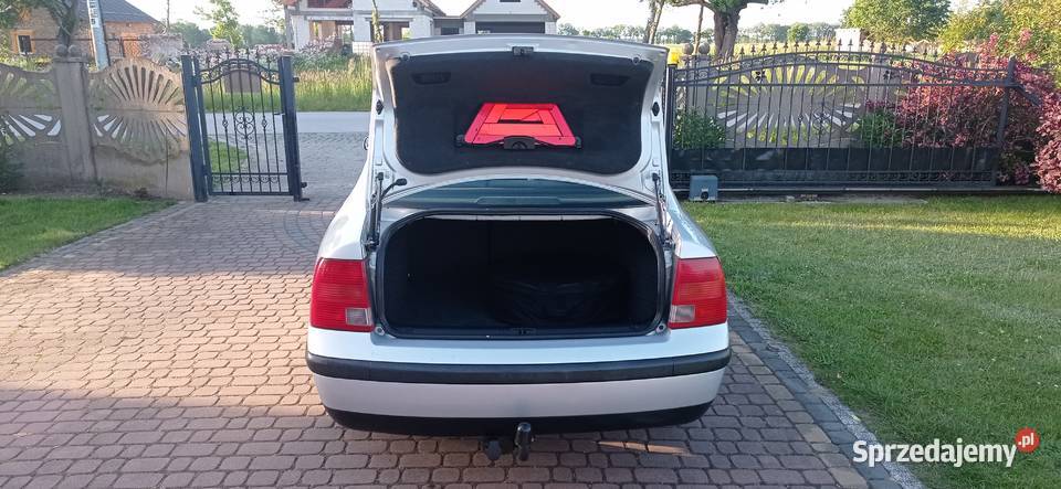 Volkswagen Passat 18 ADR BG zadbany elektryczne szyby Zduńska Wola