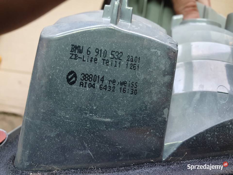 BMW E46 LIFT SEDAN LAMPA PRAWA TYLNA PRAWY TYŁ Międzychód sprzedam