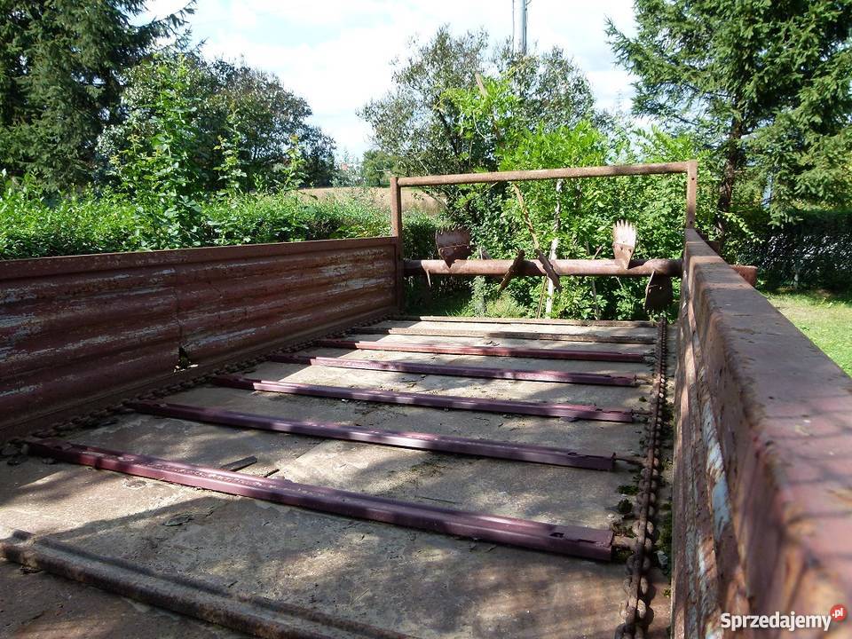 Rozrzutnik obornika 1 osiowy 35t przyczepa nieuszkodzony Rozrzutniki obornika podkarpackie Łańcut