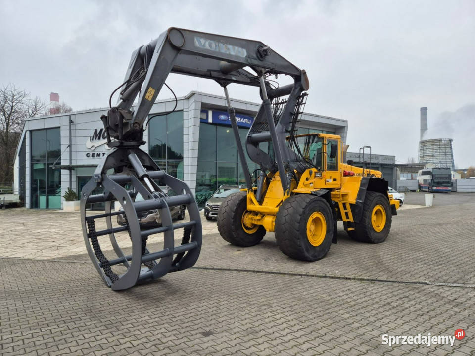 duża kołowa Volvo L180 E 4X4 Volvo L 180E 4X4 Rok produkcji 2007 Koparko ładowarki Łaziska Górne sprzedam