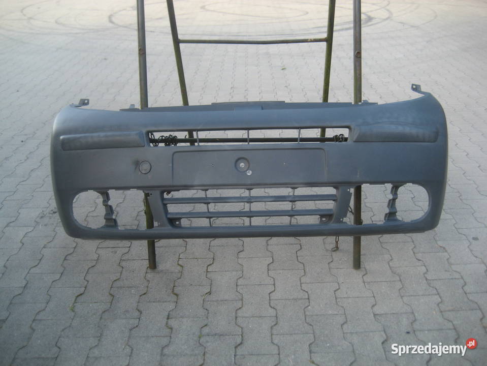 renault trafic vivaro a 0106r zderzak przedni Rakoniewice