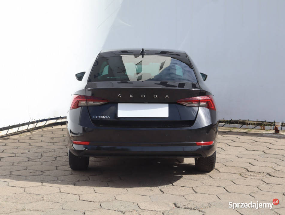 Skoda Octavia 15 TSI Łódź sprzedam