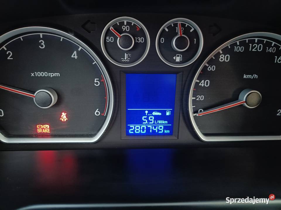 Hyundai i30 kombi najbogatsza wersja wyposażenia wielkopolskie