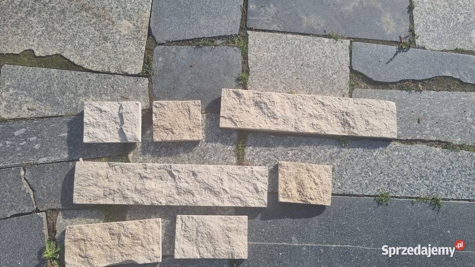 Płytki Stegu z wycofanej kolekcji hieroglify Bielawa