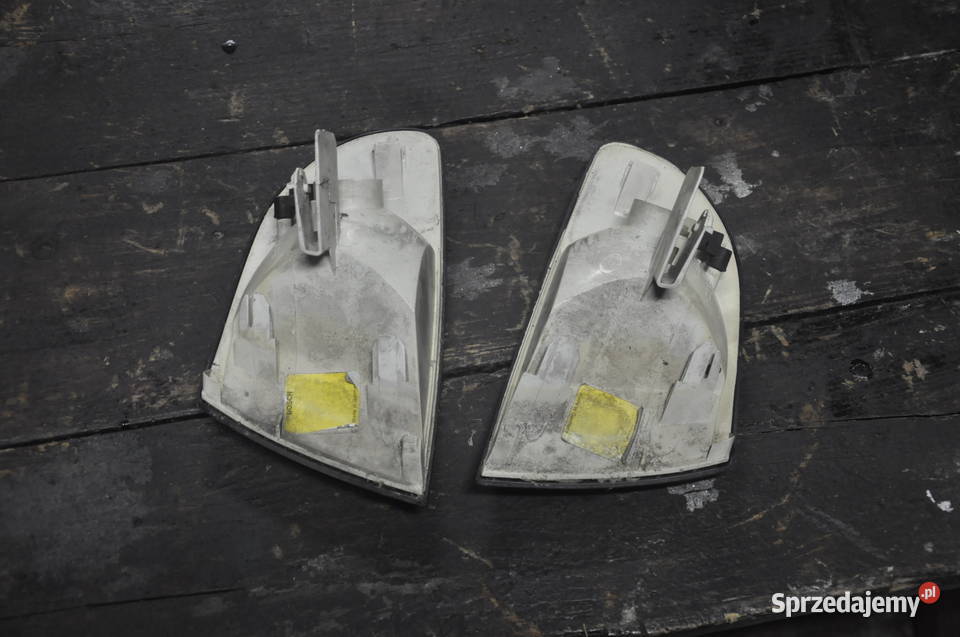 Audi A4 B5 2 Bosch Kierunkowskazy osobowe podkarpackie sprzedam