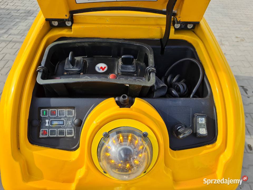 Walec okołkowany RT Wacker Neuson 2019