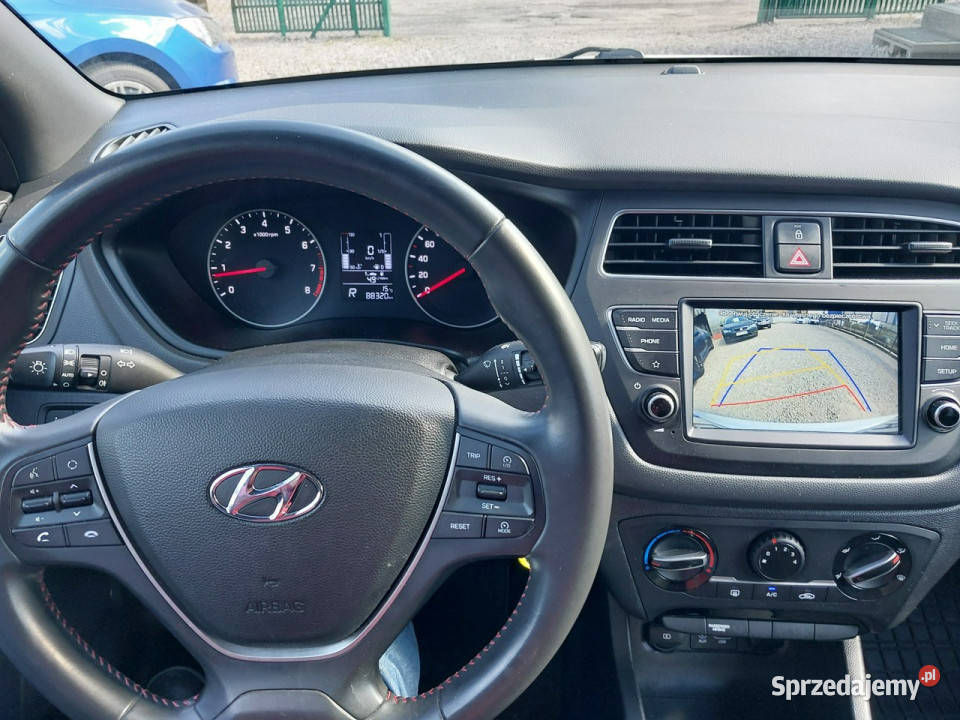 Hyundai i20 SALON 100 bezwypadkowy Kamera klimatyzacja mazowieckie Warszawa sprzedam