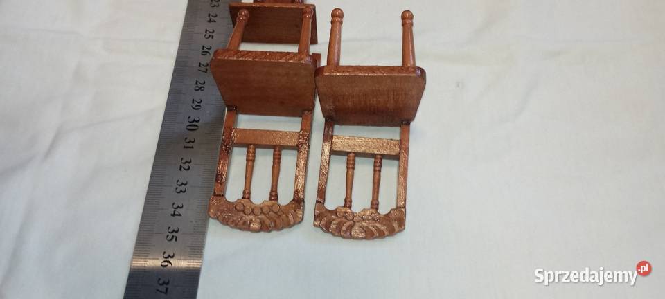 Mini mebelki z drewna